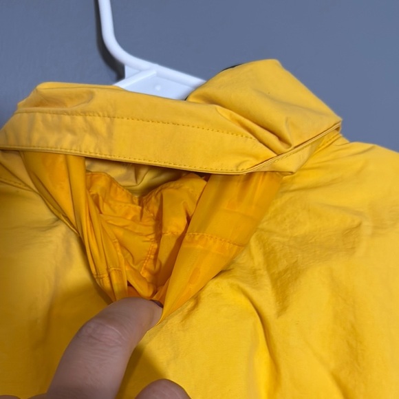 Nautica Yellow Windbreaker Jacket Lightweight Sporty Design - Picture 8 of 9
